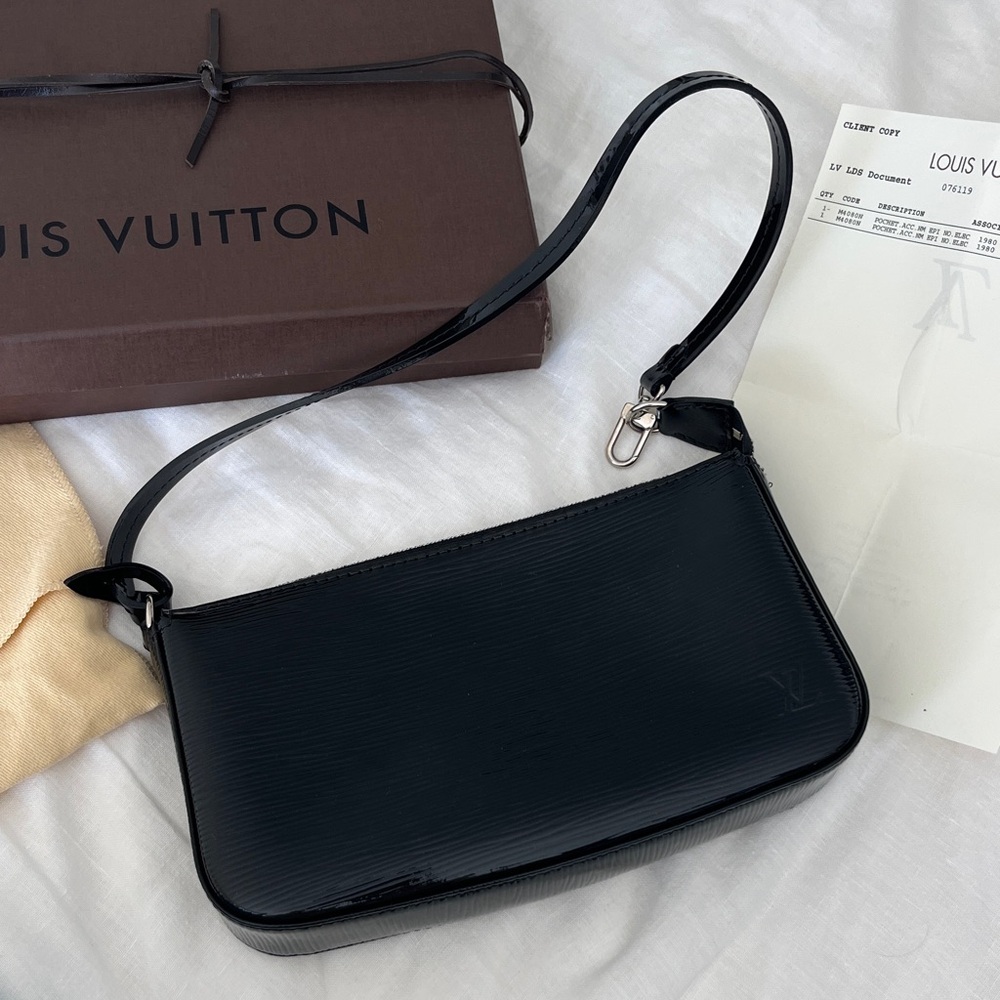 Louis Vuitton Black Epi Leather Shoulder Pochette
